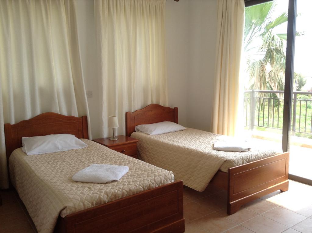 Aura Holiday Villas Paphos Kültér fotó