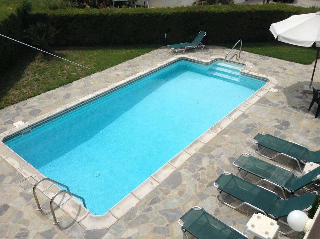 Aura Holiday Villas Paphos Szoba fotó