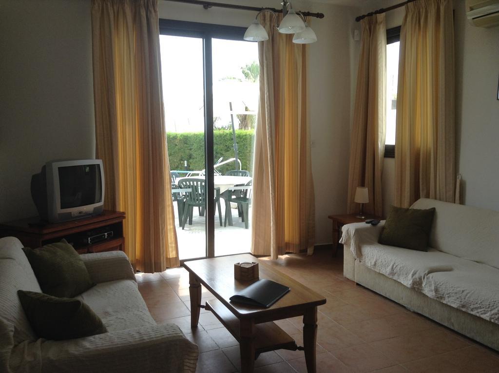 Aura Holiday Villas Paphos Kültér fotó