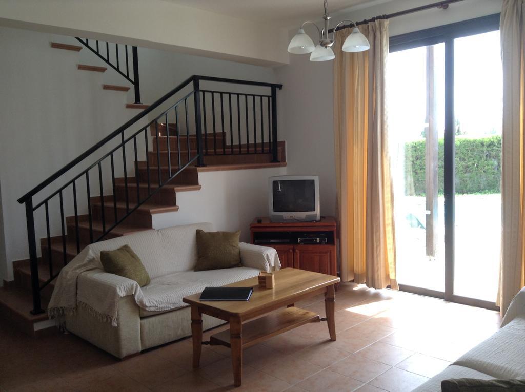 Aura Holiday Villas Paphos Kültér fotó